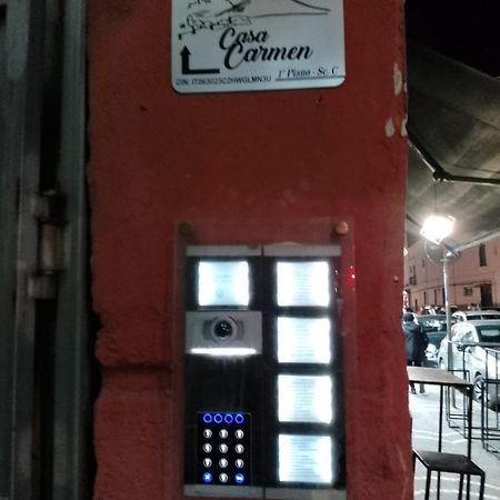 Casa Carmen Apartment Наполи Екстериор снимка