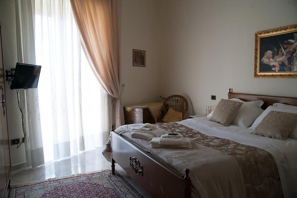 Casa Carmen Apartment Наполи Екстериор снимка