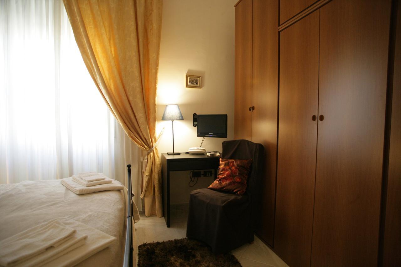 Casa Carmen Apartment Наполи Екстериор снимка