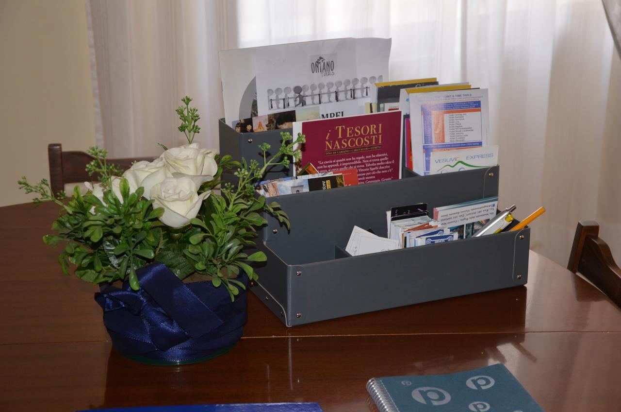 Casa Carmen Apartment Наполи Екстериор снимка