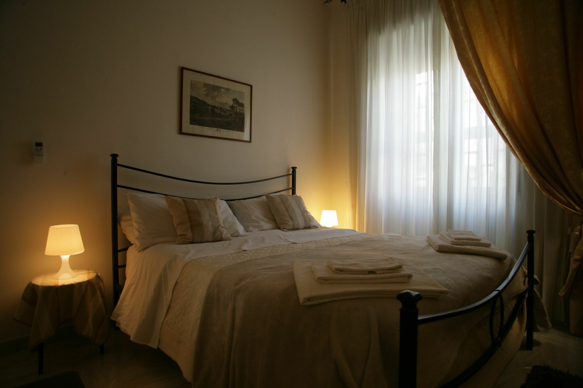 Casa Carmen Apartment Наполи Екстериор снимка