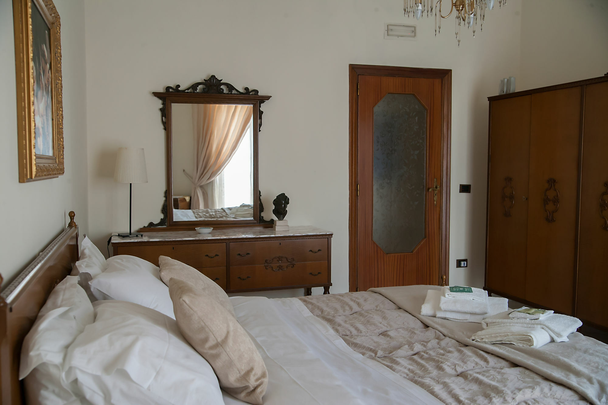 Casa Carmen Apartment Наполи Екстериор снимка